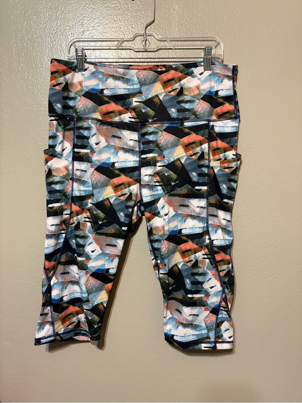 Women’s ododos Multicolor‎ Print Athletic Capris - Comfortable Size 2XL